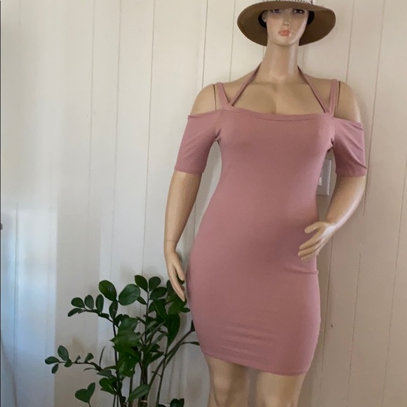 Dress plus sizes - Picture 1 of 4